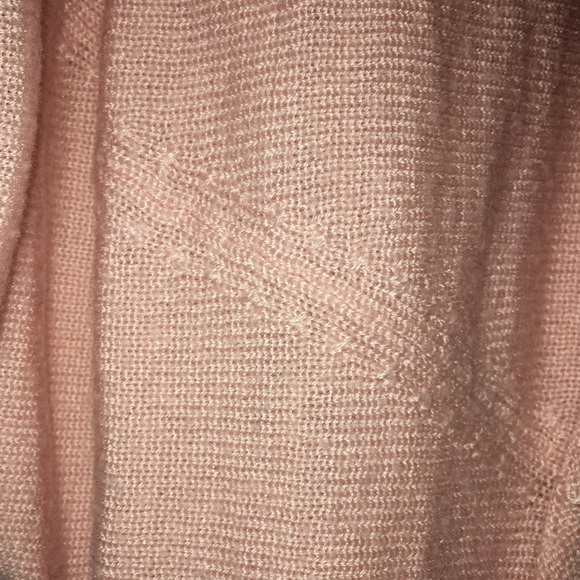Pink sweater - Picture 2 of 2